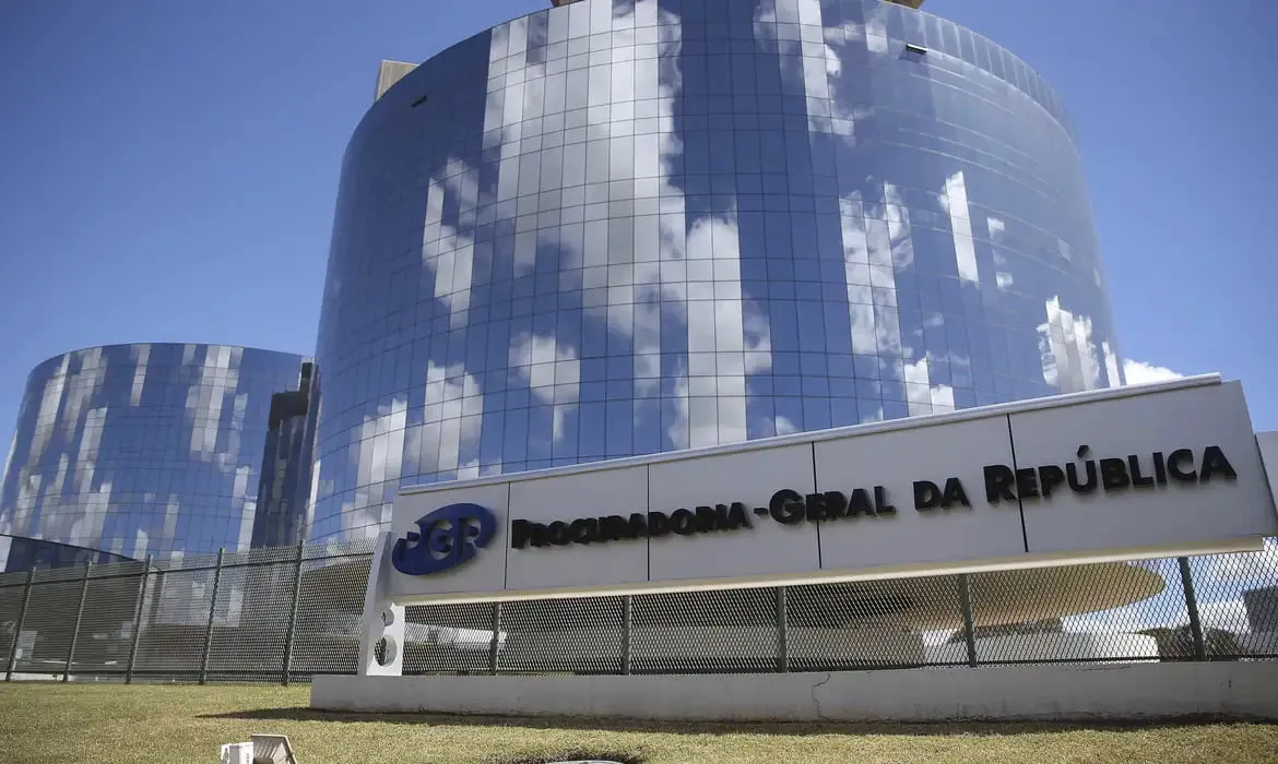 Concurso Piquet Carneiro CE 2026: Edital com 100 Vagas e Salários de até R$ 3,2 mil